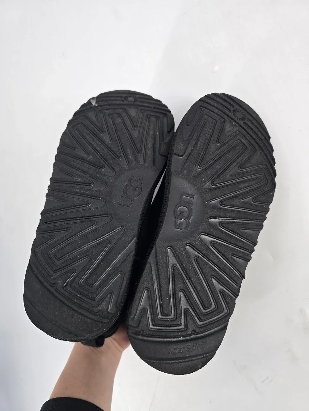 UGG Classic Mini II Boots Black Kids Size 5